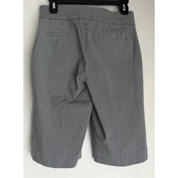 Liz Claiborne Bermuda Shorts Womens Small Black White Stripe Gold Buttons - Picture 2 of 6